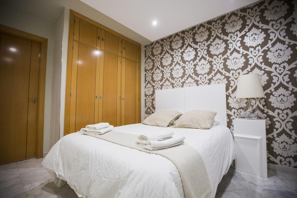 Ab Apartamentos Reding Málaga Extérieur photo