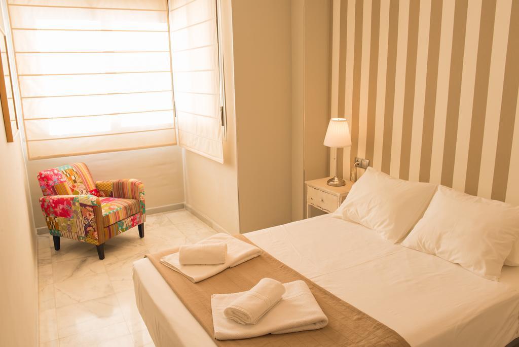 Ab Apartamentos Reding Málaga Extérieur photo